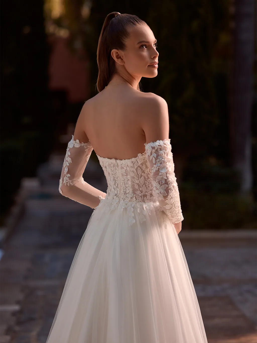 Bianco Evento 2027 Brautkleid Arwena, Ansicht 4