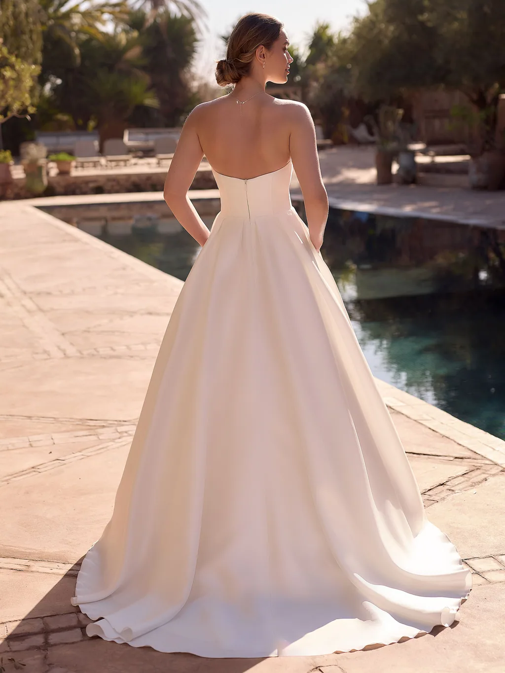 Bianco Evento Brautkleid Daria, Ansicht 2