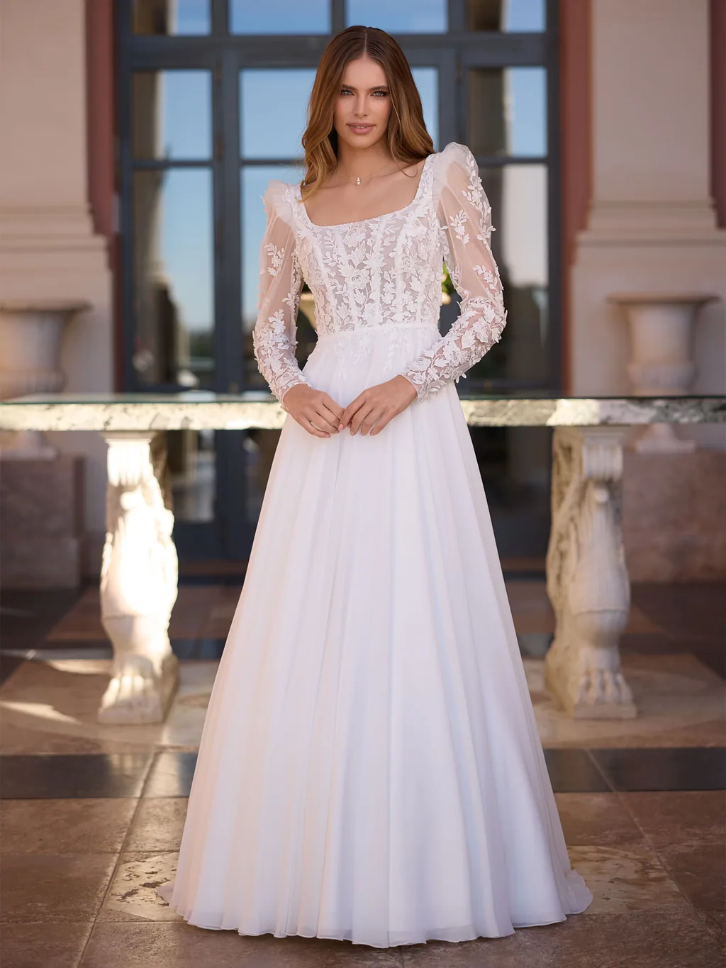 Bianco Evento 2027 Brautkleid Everly, Ansicht 1