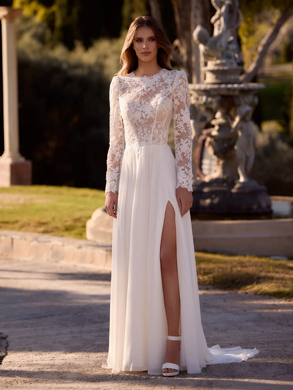 Bianco Evento 2027 Brautkleid Jacqline, Ansicht 1