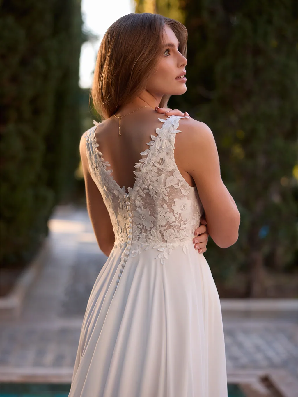 Bianco Evento 2027 Brautkleid Judy Mama, Ansicht 4