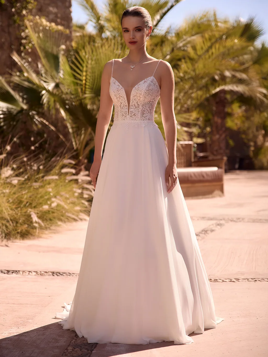 Bianco Evento Brautkleid Lineth, Ansicht 1