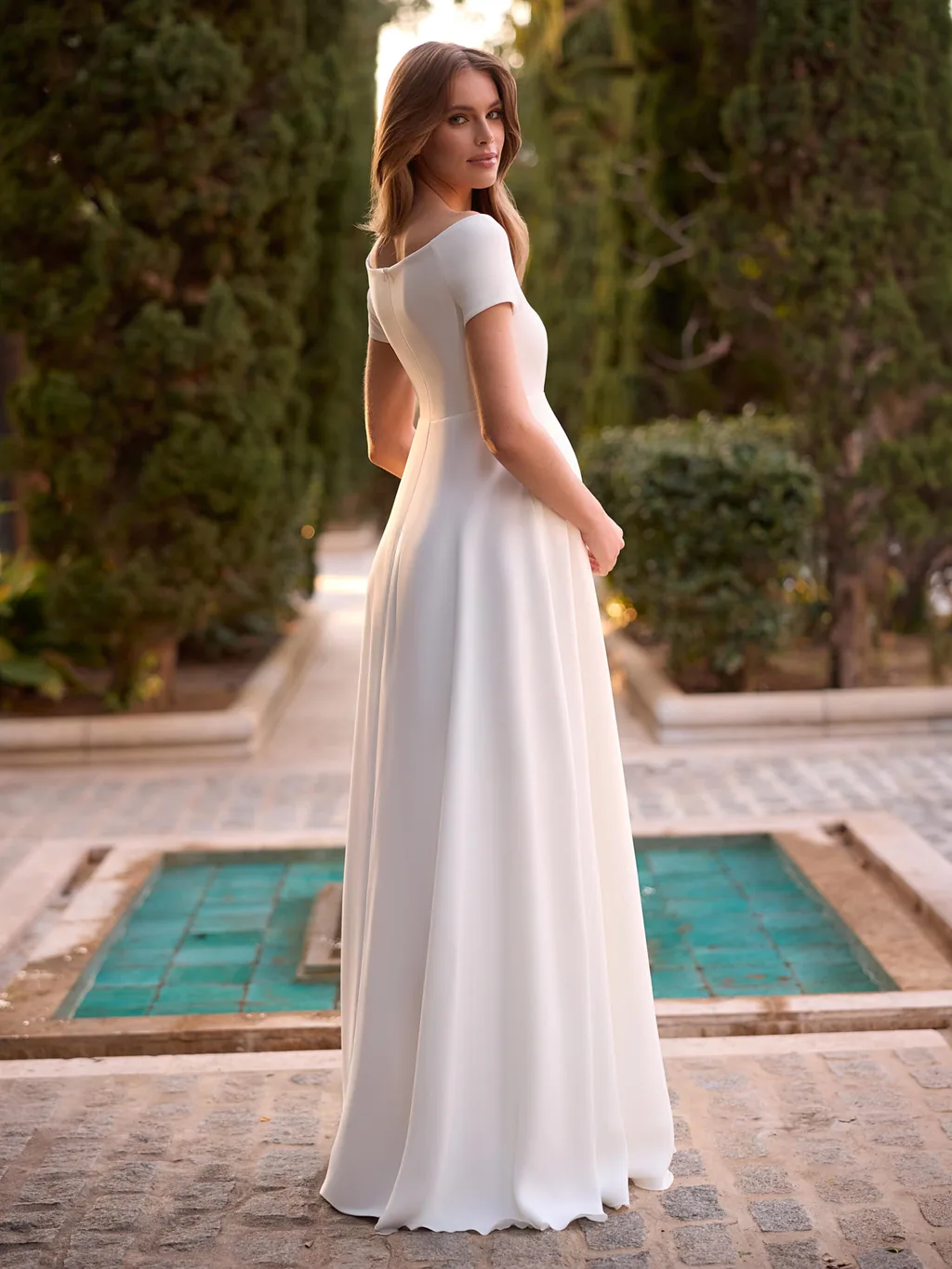 Bianco Evento 2027 Brautkleid Meryl Mama, Ansicht 2