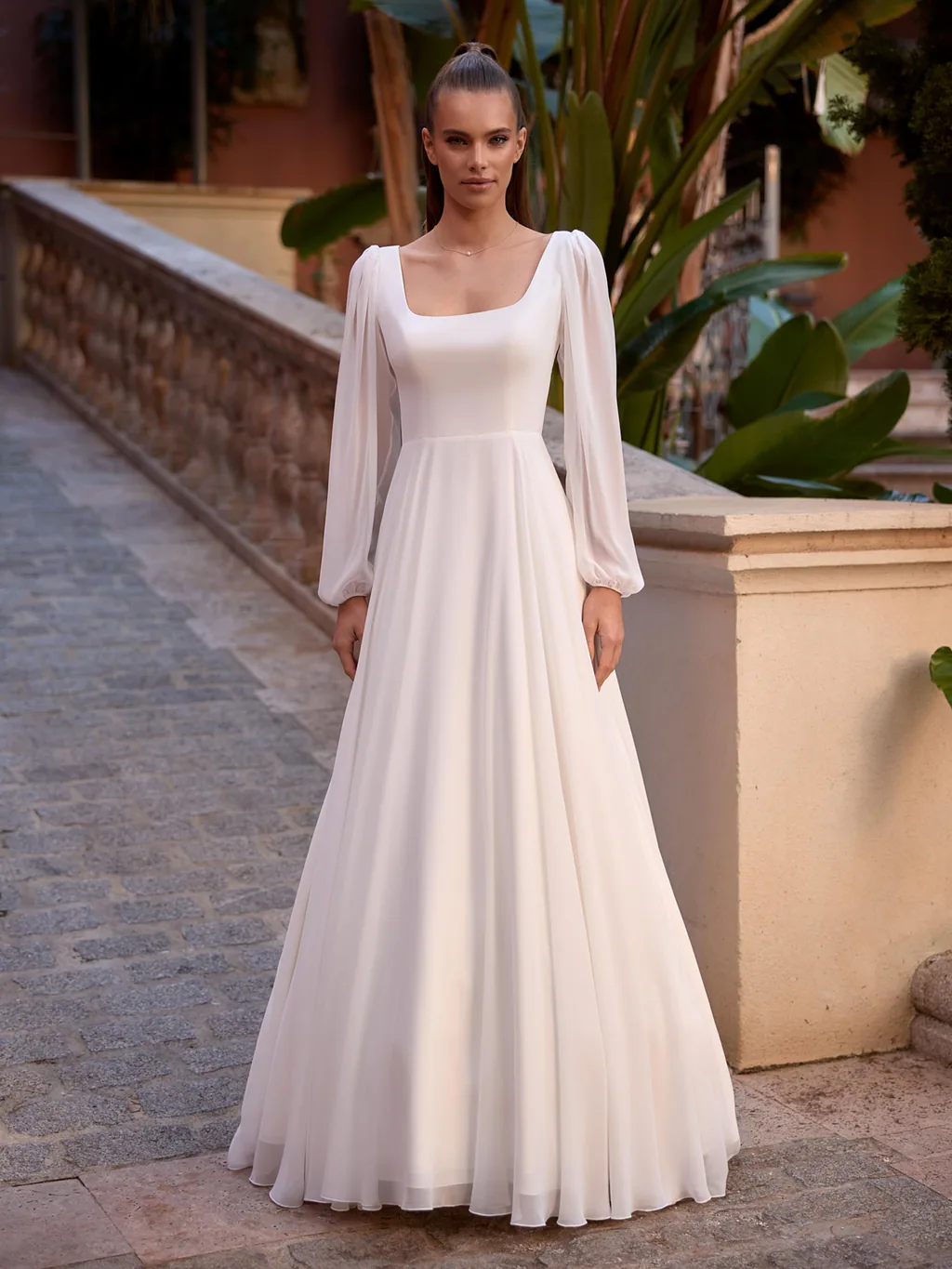 Bianco Evento 2027 Brautkleid Odella, Ansicht 1
