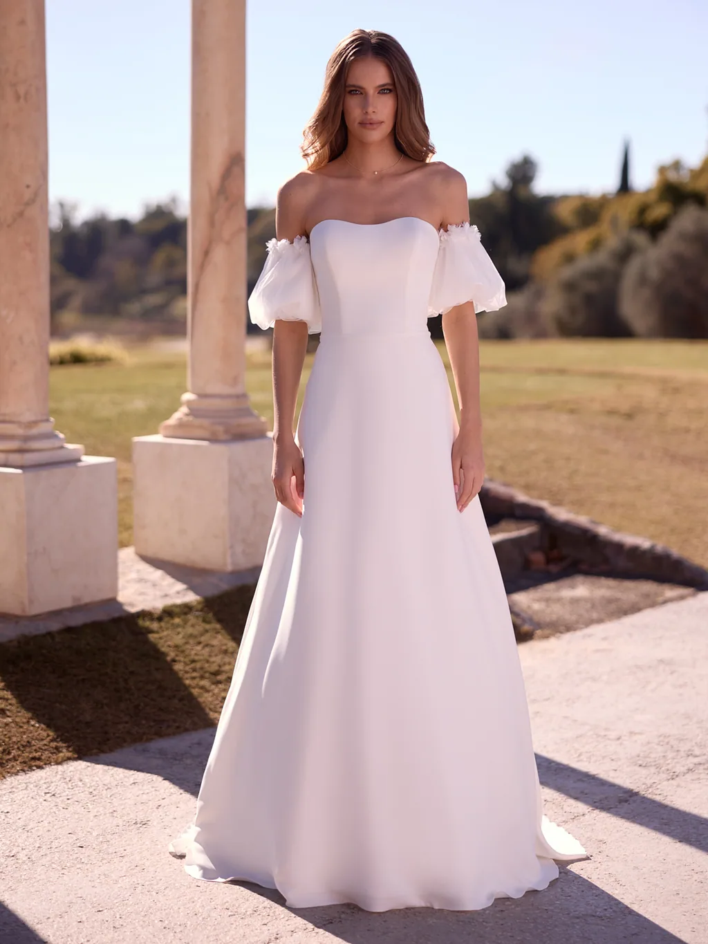 Bianco Evento 2027 Brautkleid Paulette, Ansicht 1