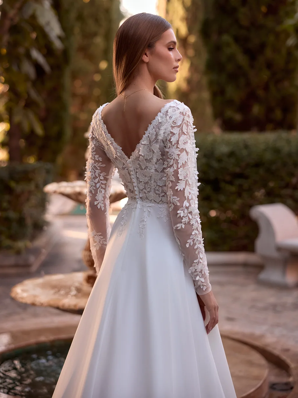 Bianco Evento 2027 Brautkleid Rosalinda, Ansicht 4
