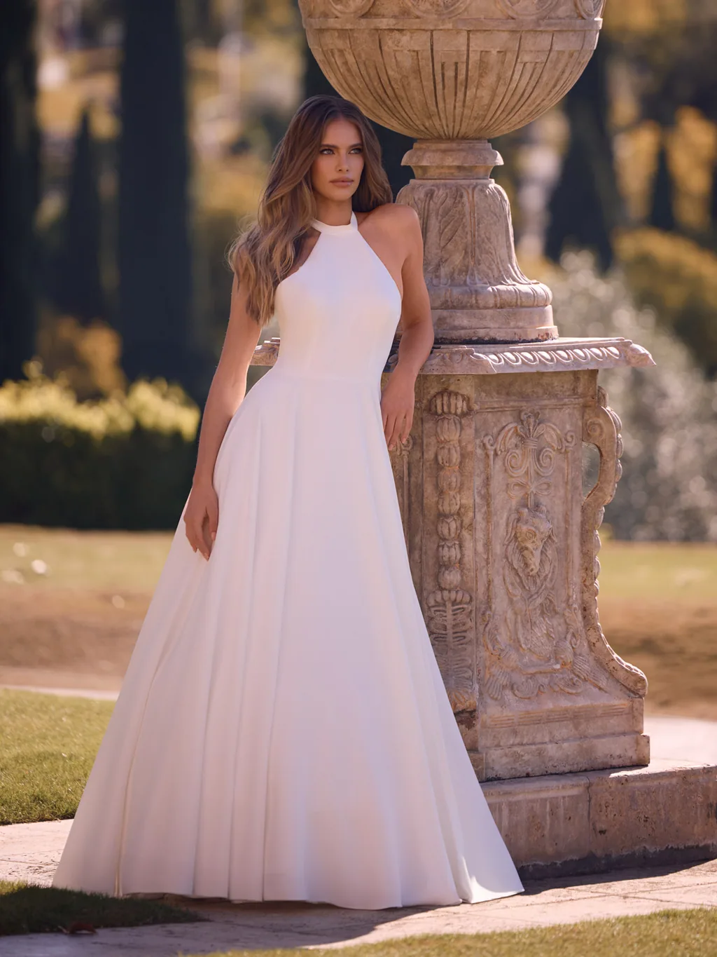Bianco Evento Dress Campaign 2027 Kampagnenbild zu Donatella Campaign
