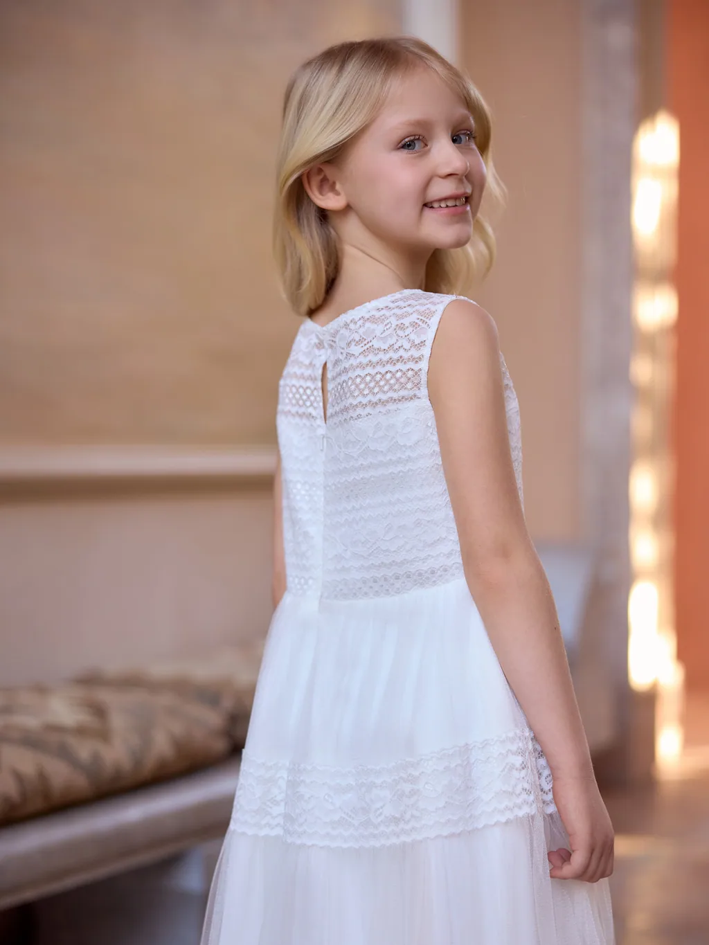 Bianco Evento Communion 2027 Kommunionkleid ME4400, Ansicht 4