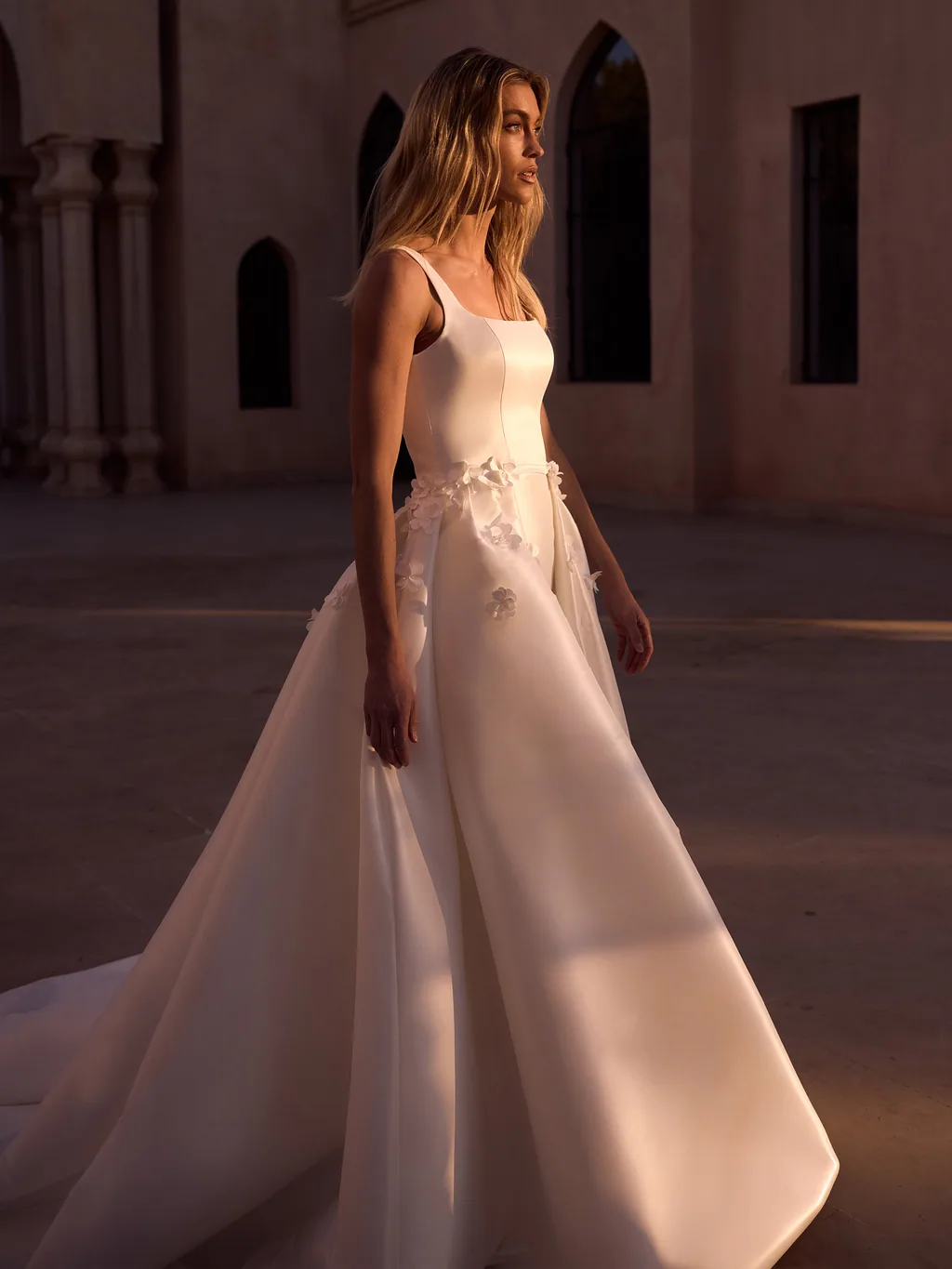 Limited Campaign 2027 Kampagnenbild zu Costanza Costanza Overskirt
