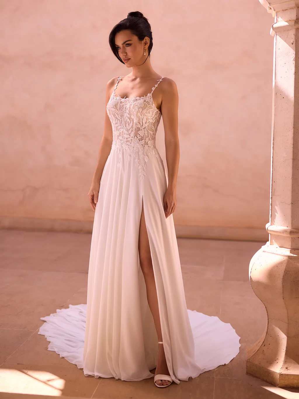 Limited Edition 2027 Brautkleid Alida, Ansicht 1