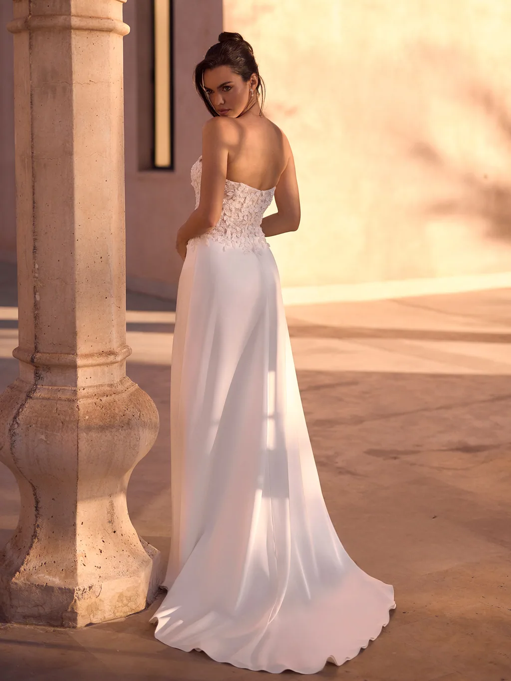 Limited Edition 2027 Brautkleid Berenice, Ansicht 2