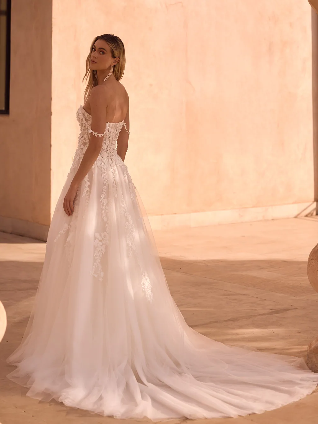Limited Edition 2027 Brautkleid Dasha, Ansicht 2