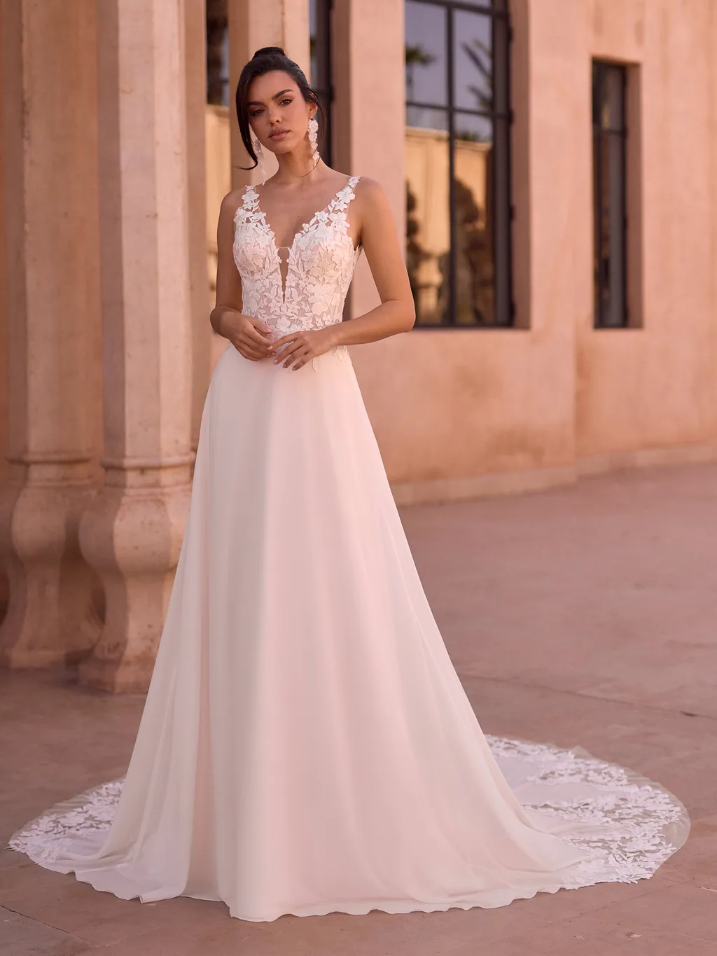 Limited Edition 2027 Brautkleid Deo, Ansicht 1