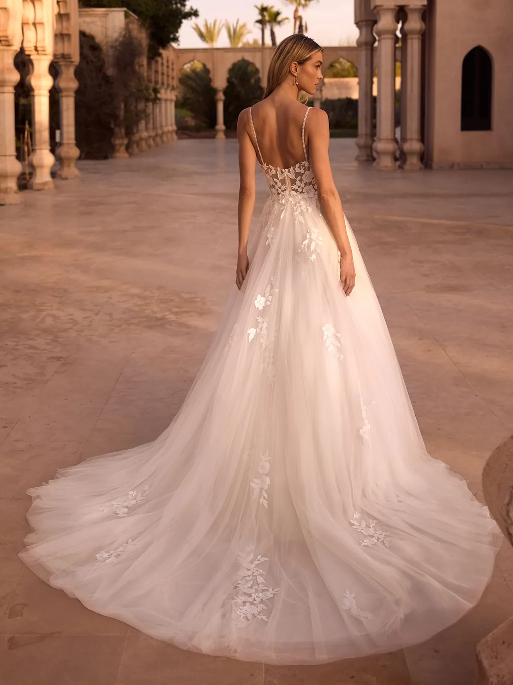 Limited Edition 2027 Brautkleid Kaia, Ansicht 2