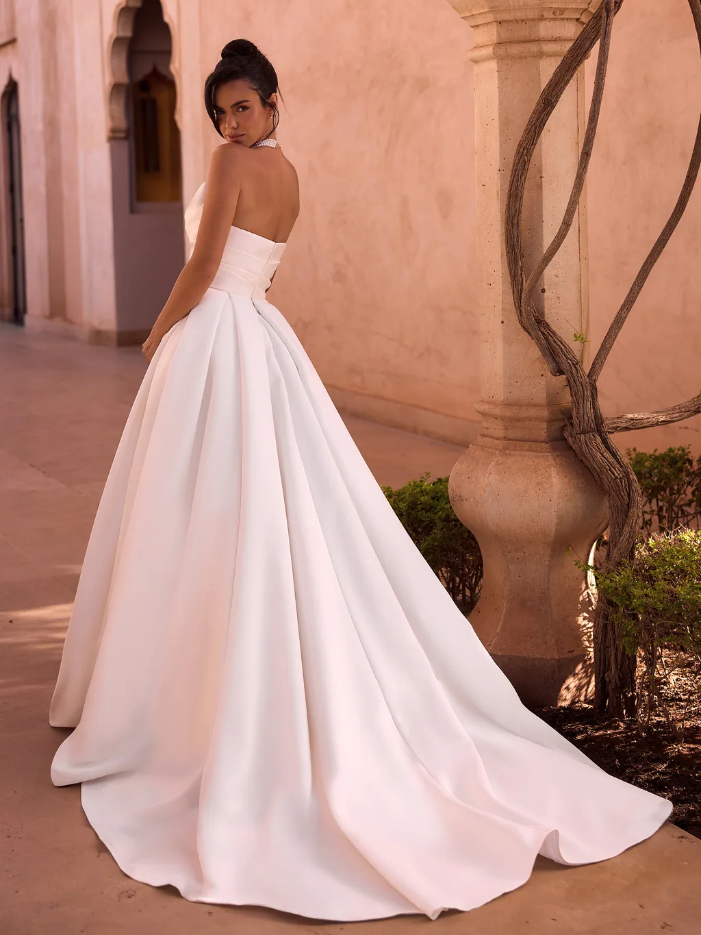 Limited Edition 2027 Brautkleid Kamala, Ansicht 2