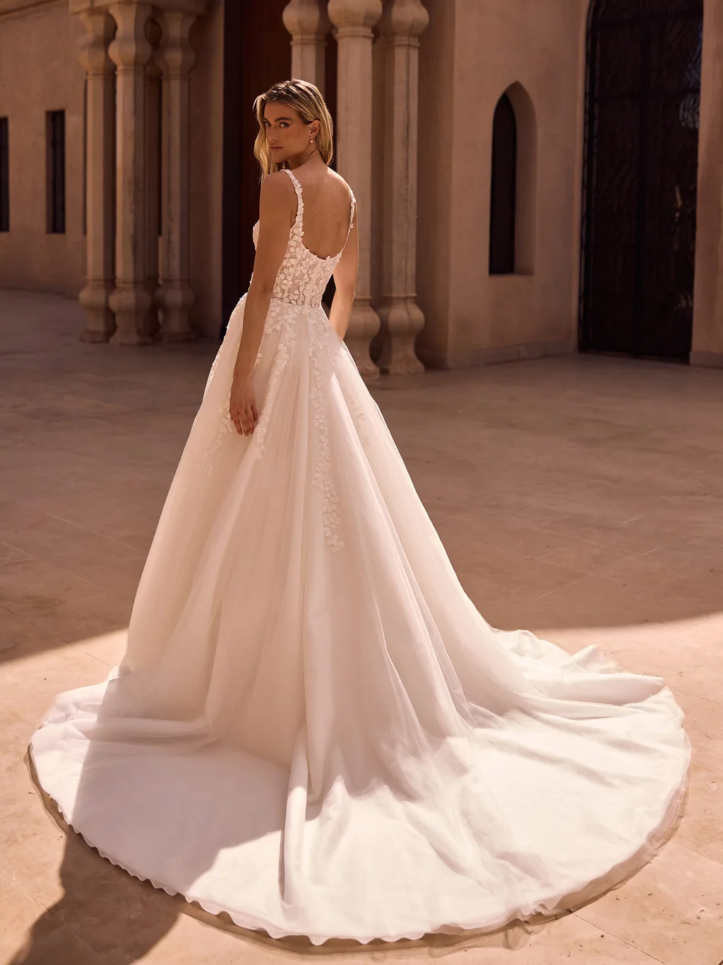 Limited Edition 2027 Brautkleid Manon, Ansicht 2