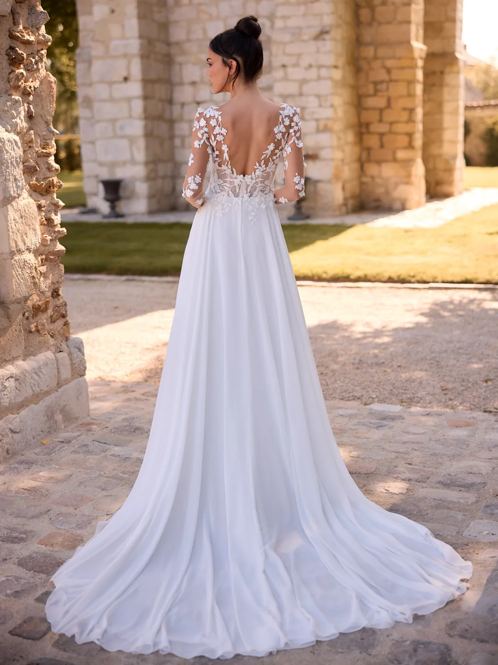 Limited Edition 2026 Brautkleid Minia, Ansicht 2
