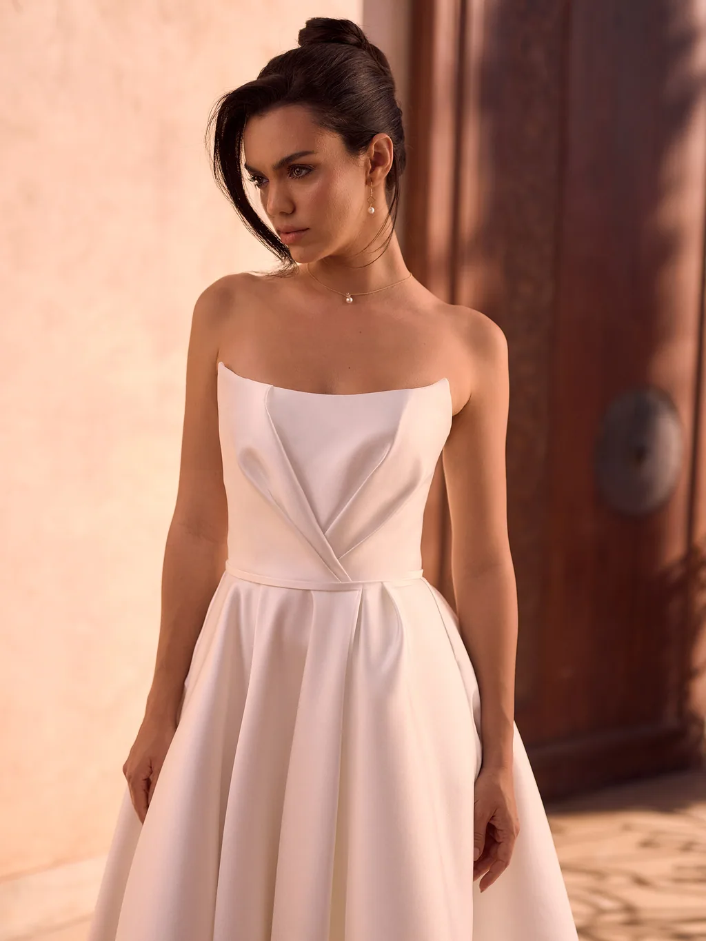 Limited Edition 2027 Brautkleid Nessa, Ansicht 3
