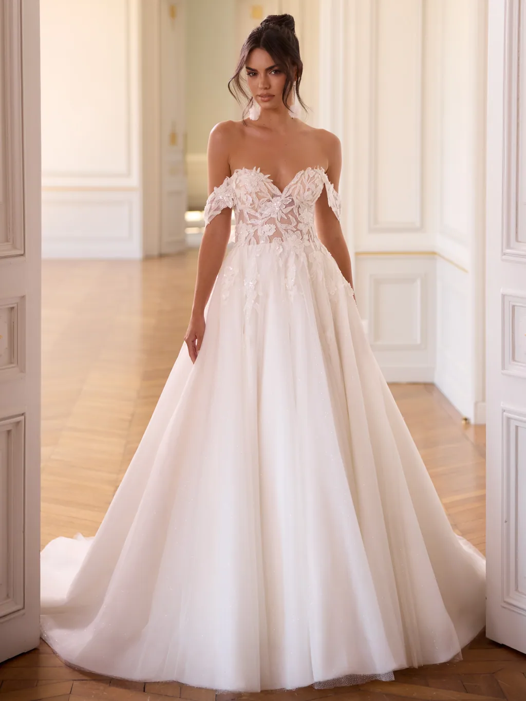 Limited Edition 2026 Brautkleid Renata, Ansicht 1