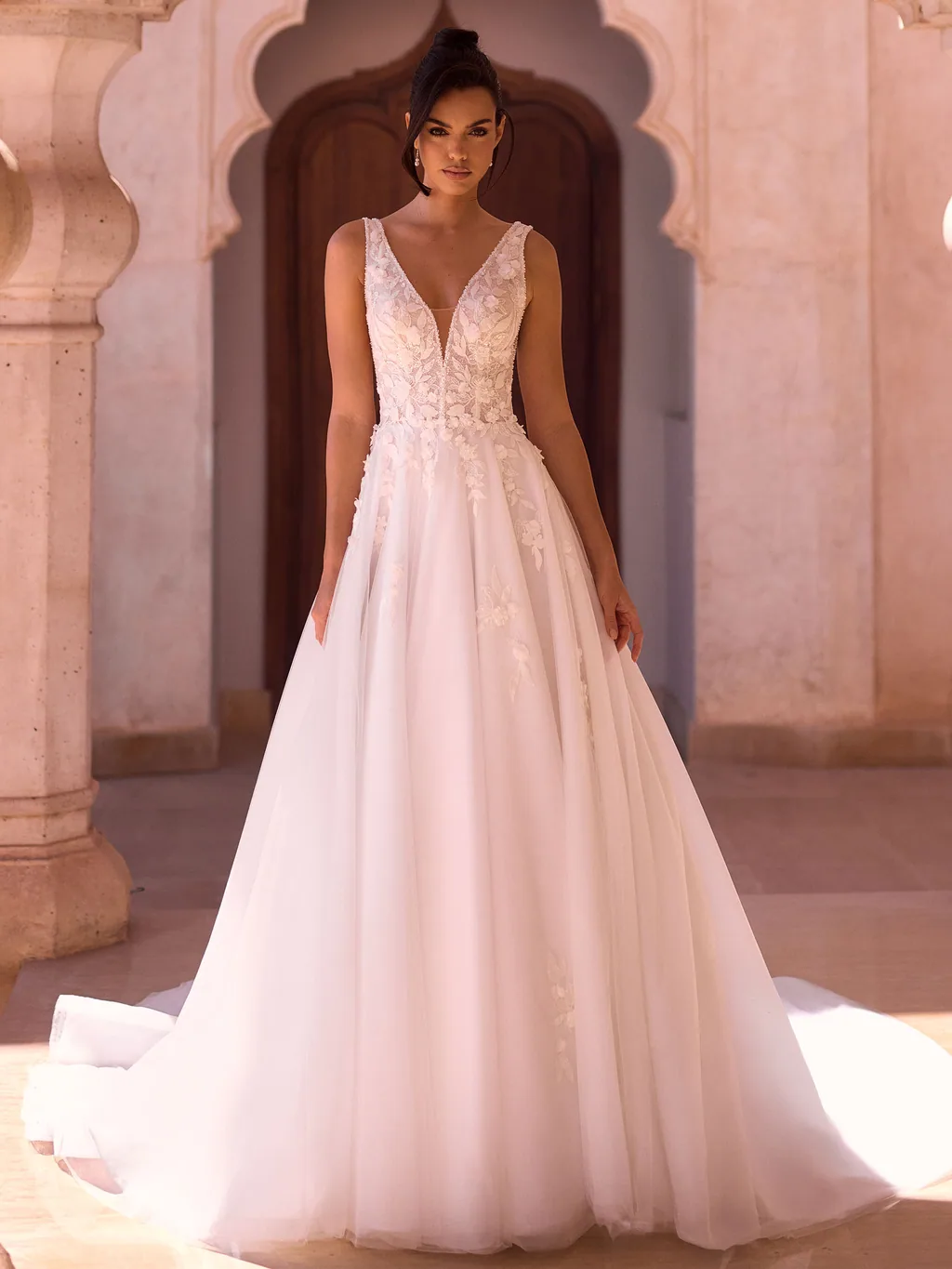 Limited Edition 2027 Brautkleid Tabitha, Ansicht 1