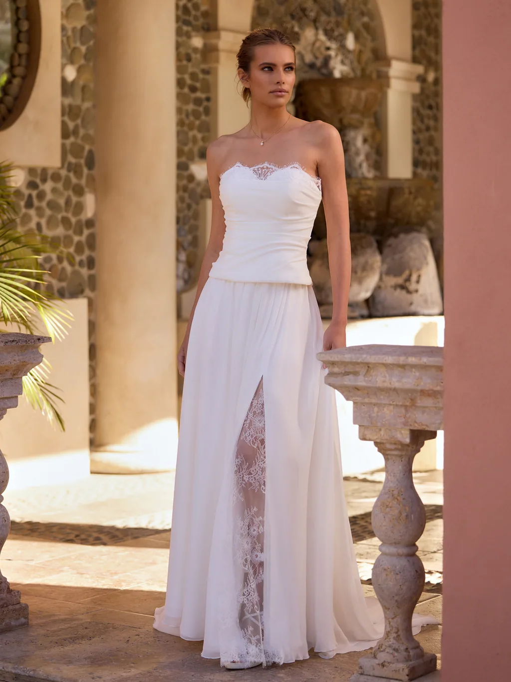 Bianco Evento Separates 2027 E542 Anida für Mix and Match Brautlooks, Ansicht 1