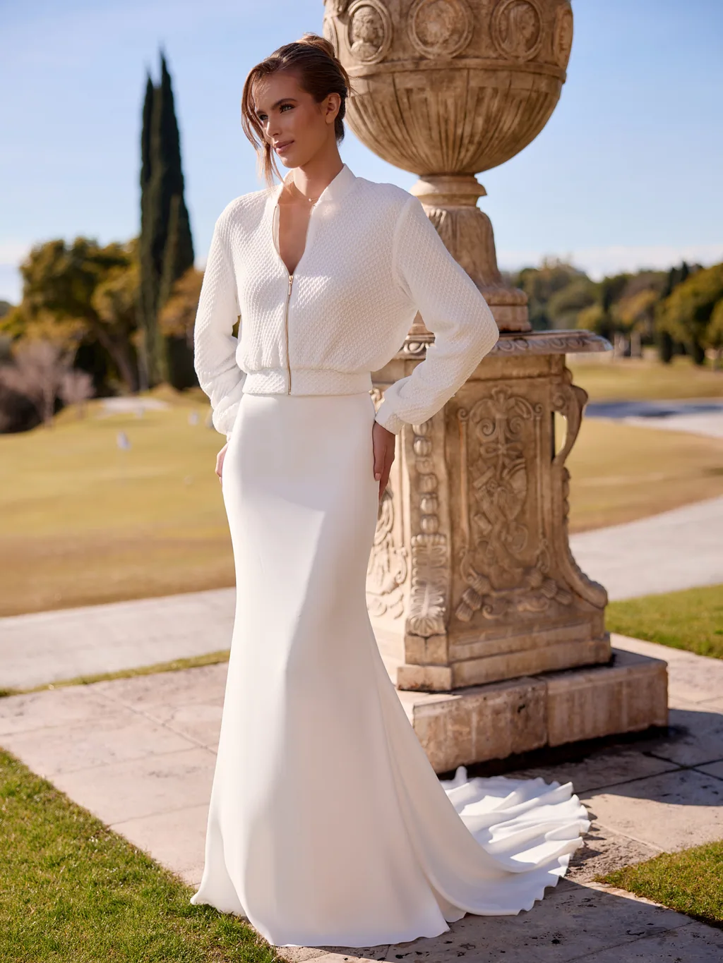 Bianco Evento Skirts and Pants 2027 Mizuri für Mix and Match Brautlooks, Ansicht 1