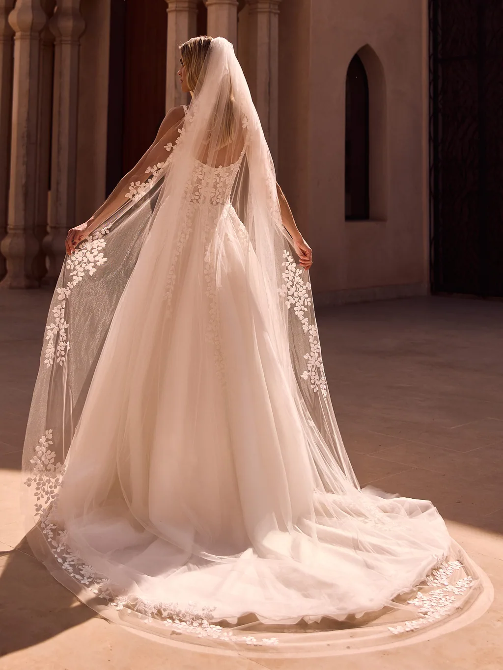 Bianco Evento Veils 2027 S575 Accessoire für Brautlooks, Ansicht 1