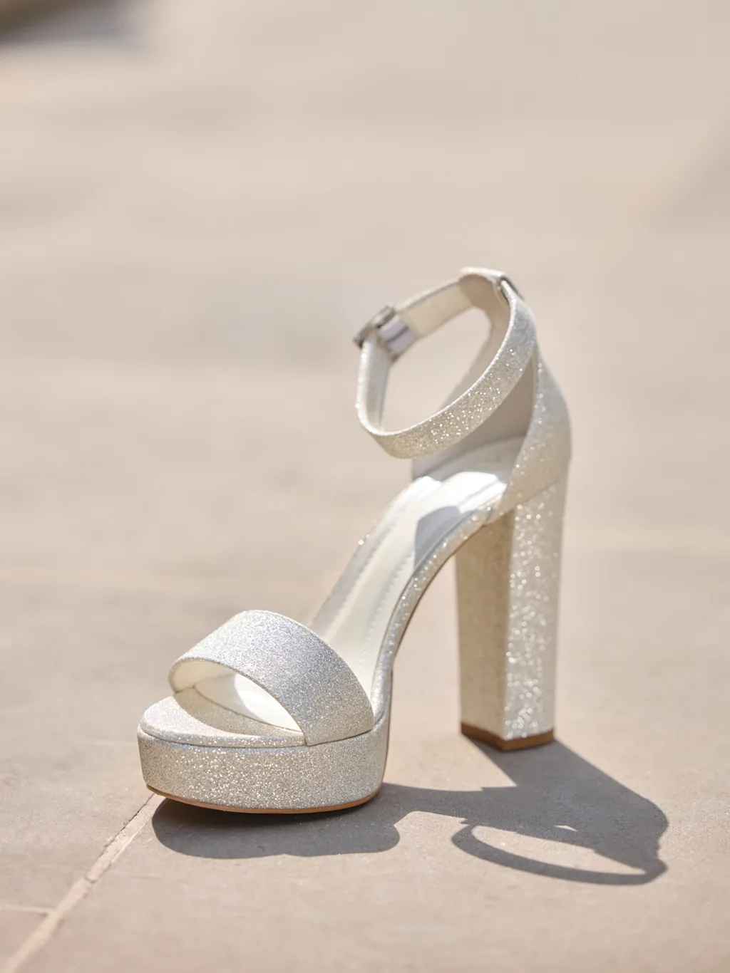 AVALIA Bridal Shoes Viva Accessoire für Brautlooks, Ansicht 2